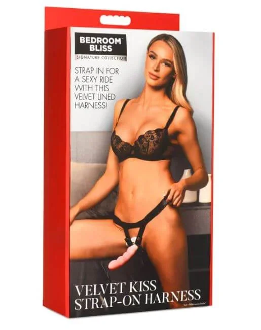 Bedroom Bliss Velvet Kiss Strap-On Harness – Black